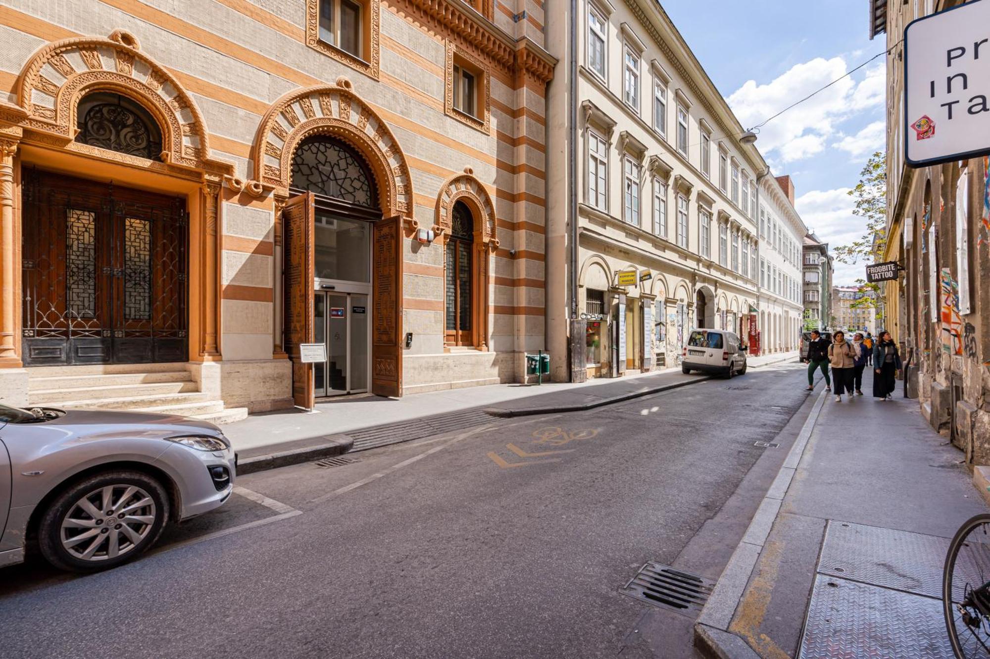 R10- Boutique Apartments, Best Location. By Bqa Boedapest Buitenkant foto